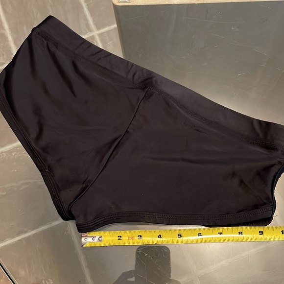 Body Glove, L, Smoothies Sidekick,navy swim bottoms, sporty trim, booty, as new. - Picture 6 of 7